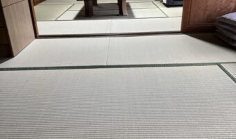 施工後のお座敷。8畳二間が新しい畳になった